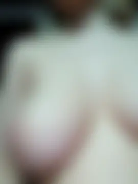 NinaVerse's Live Chat Room