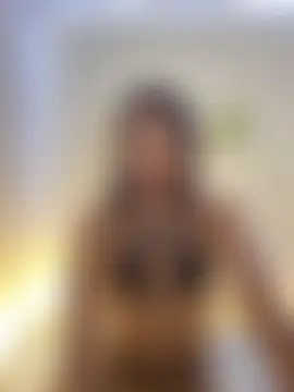 LexiCriimson77 webcam show
