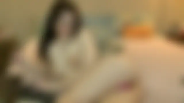 EllieWest webcam show