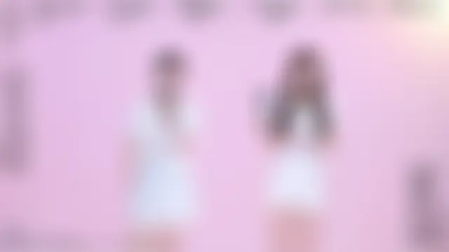 1X-two webcam show