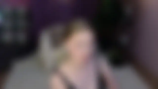 دردشة BlondeLina الجنسية المباشرة