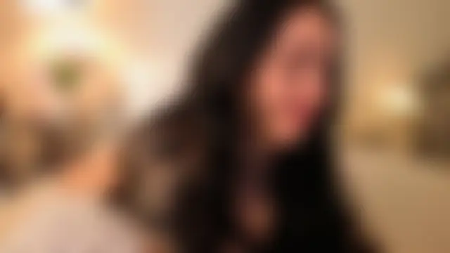 KimKhallifa Webcam Show