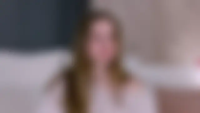 EllieHayes live XXX chat