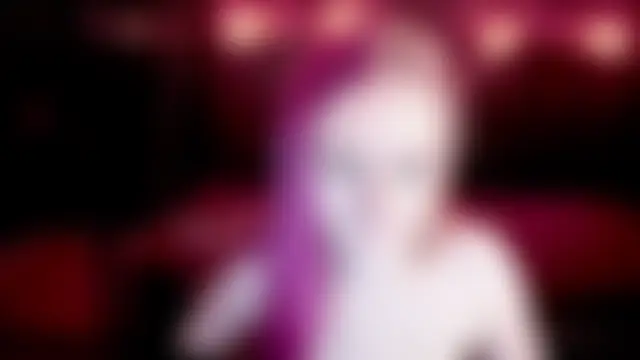 Webkamerová show DramaQuenns