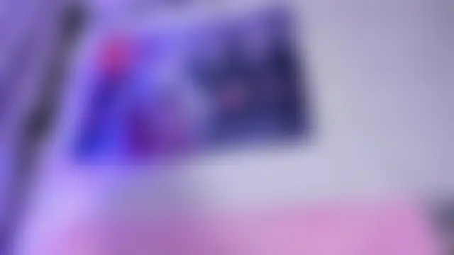 LuckySexyDoll Adlı Modelin Canlı XXX Sohbeti