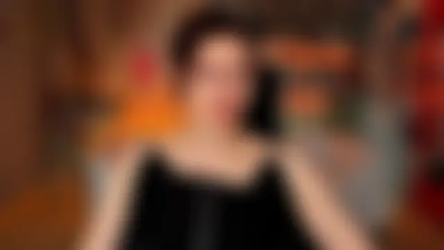 Show modela UnaTerra na web-kameri