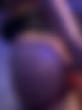 Yaraa8 élő XXX-chatje