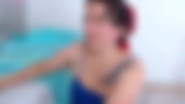Živá chatovací místnost Emelyross_