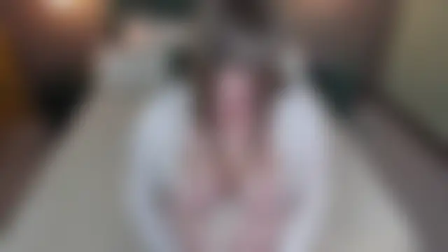 Chloee_White Show in webcam