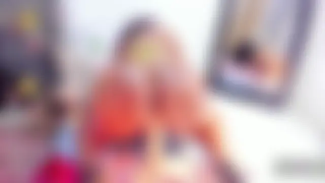 Show modela LauraSaenz01 na web-kameri