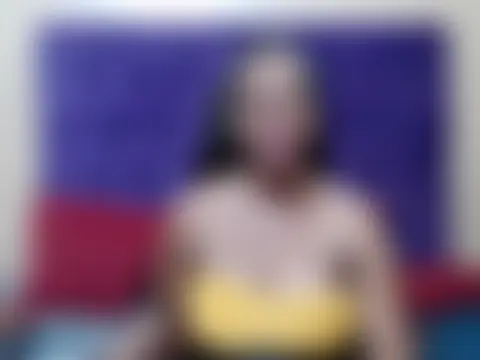 Show modela sweetcandyx24 na web-kameri