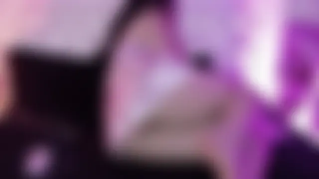 Show modela Yunnaa-Subb na web-kameri