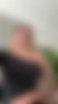 MiaPetit_'s Live XXX Chat