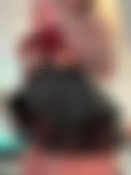 Show modela IsabellaEtthan na web-kameri