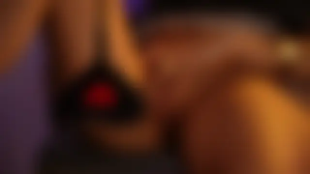 iris_vega9's Webcam Show