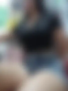 Sala de chat ao vivo de Lou_Miller