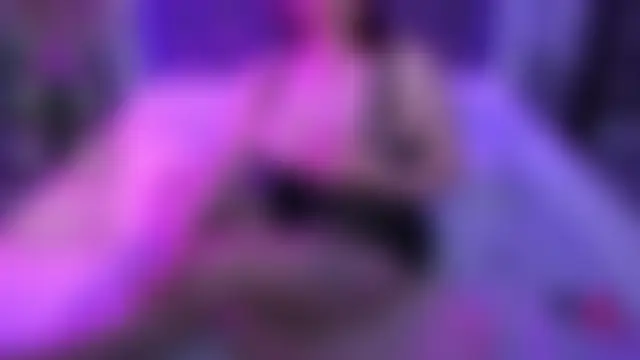 AriaFoxglow Webcam Show