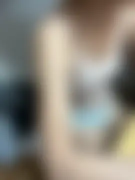 Mina048 Show Webcam
