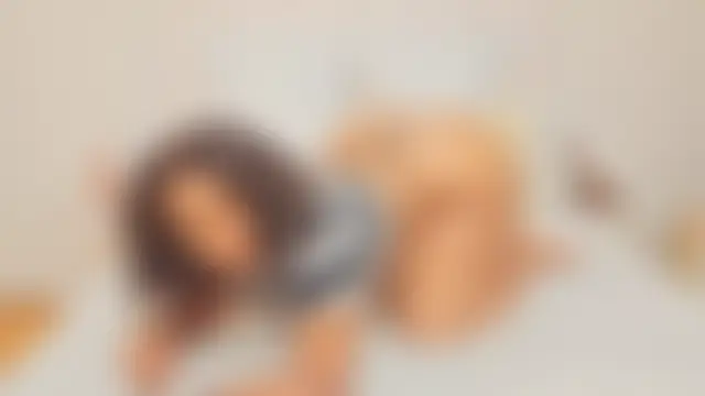 GiantBootyMilfn Webbikameraesitys