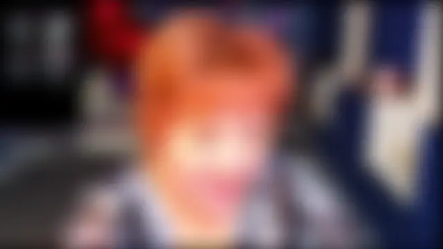 Pertunjukan Kamera Web Kira_Kenett