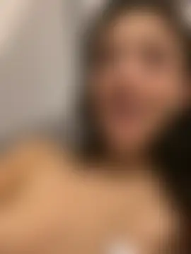 HotKittenxのライブセックスカメラショー