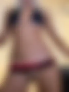 BUBUQUEEN's Live Chat Room