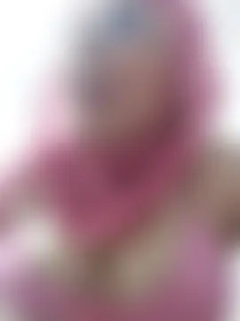 Elinaax: διαδικτυακό σόου στην κάμερα