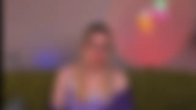 blonde_angell: διαδικτυακό σόου στην κάμερα