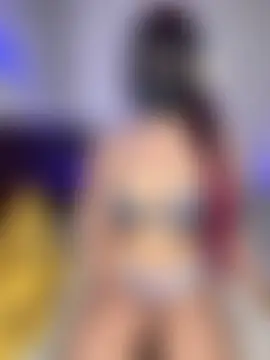 Ariana__Marie Webcam show