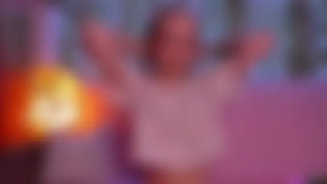 _CloudNine_ Show in webcam