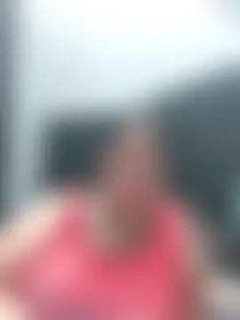 Show modela Poojabhabi101 na web-kameri