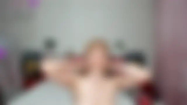 KattyPeachX Show in webcam