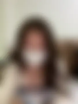 Seks show uživo modela aiye666 na kameri