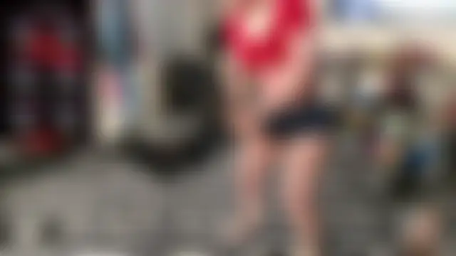 Blondiewithanass Webcam-Show