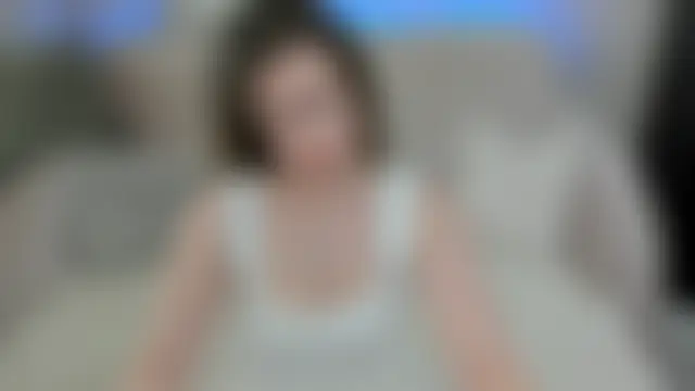 Show modela Eyirah na web-kameri