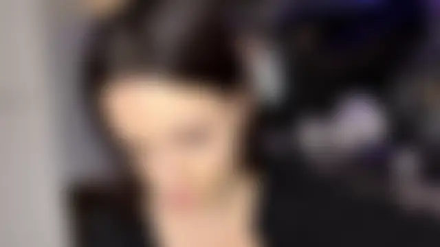 Show modela FlorSmalling na web-kameri