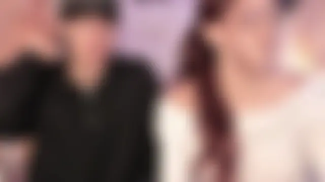 Daphne_And_Roger 在線直播表演