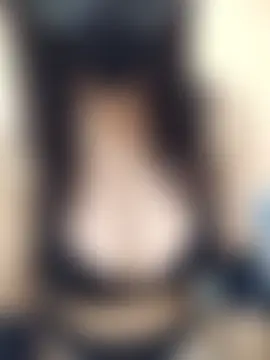 Rising_Queenn Webbikameraesitys