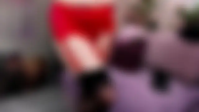 Show modela Kira_Reign na web-kameri