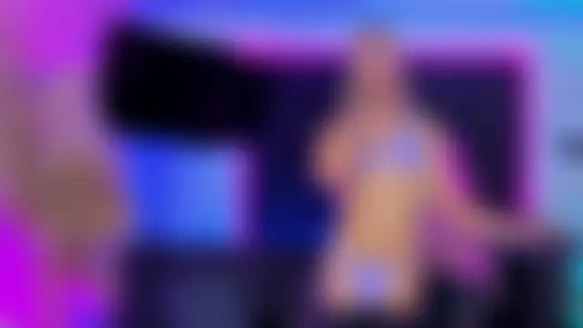 Queens_Wonders_Blonders ওয়েবক্যাম শো