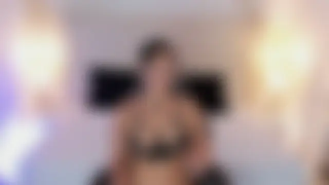 Živá chatovací místnost Megan-8
