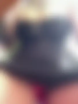 Pokazy przed seks kamerką na żywo – Rae_Lil_White
