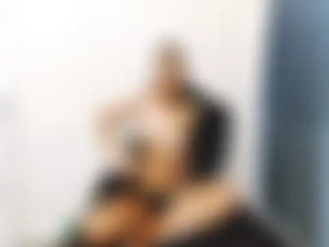 Luscious_Lexy webkamerás műsora