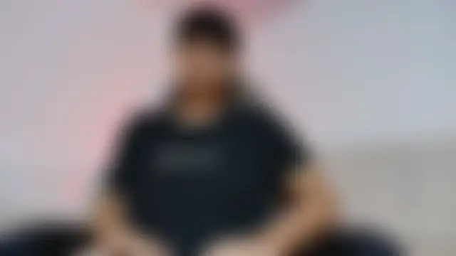Valentino_Rey 网络视讯表演
