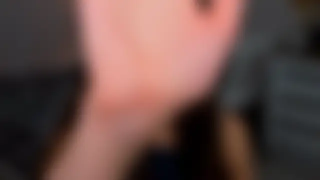 Erica_Kiss 即時 XXX 聊天