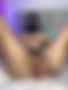 Sweet_hot_mia 网络视讯表演