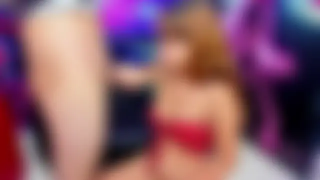 Webkamerová show hot-threesomee