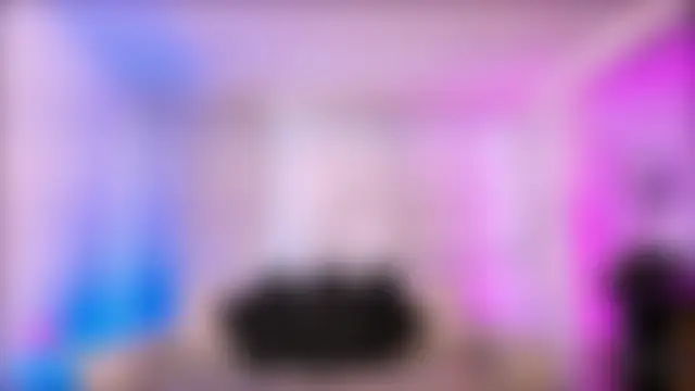Pokazy przed kamerką – Nicol_ofi24
