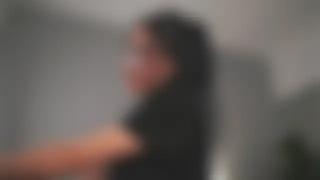 Pertunjukan Kamera Web ValexieLux