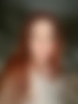 CurvyGirlMyla: διαδικτυακό σόου στην κάμερα